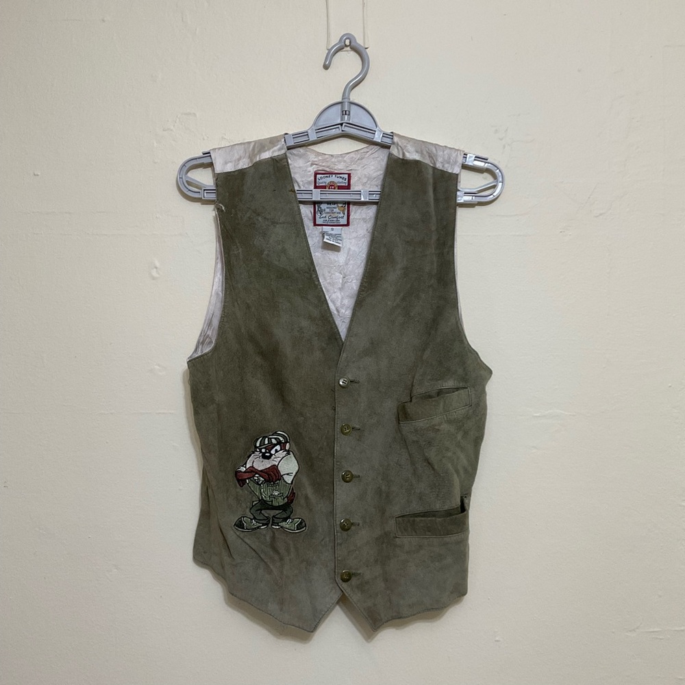 Warner Bros. Looney‎ Tunes Classic Wear Label